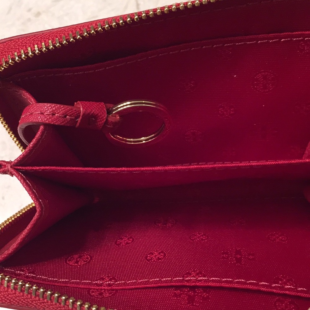 Tory Burch Robinson Zip Coin/Key Case. NWT - Picture 5 of 8